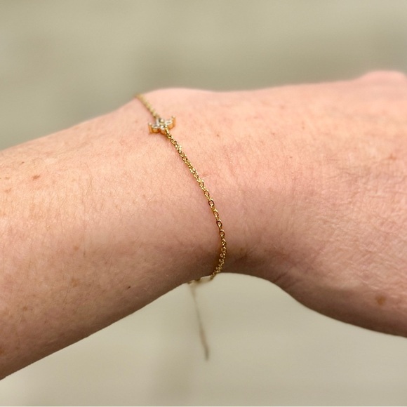 Tiffany Inspired Diamond Zircon 14K over Silver Four Leaf Flower Chain Bracelet - Picture 7 of 7